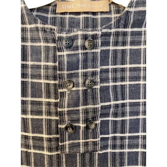 One child boys, plaid, double button, front shirt, boutique brand, size sm - Picture 3 of 4